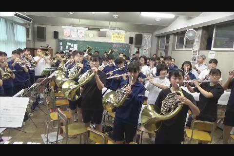 パフォーマンスにも注目 第一中学校吹奏楽部 アップルストリーム