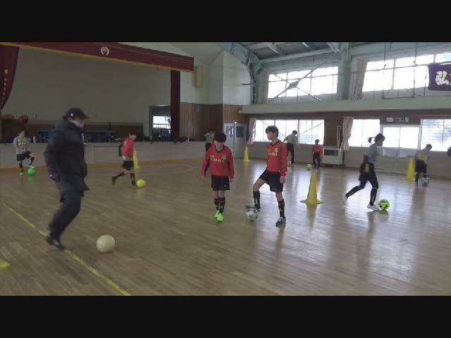 室内でもサッカーボールで練習出来る 致遠サッカースポーツ少年団 アップルストリーム